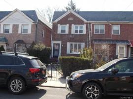 8214 60th Road 中村 Middle Village, NY