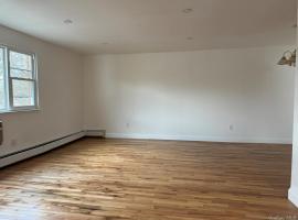 20663 45th Drive 贝塞 Bayside, NY