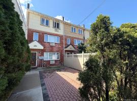 6542 Metropolitan Avenue 中村 Middle Village, NY