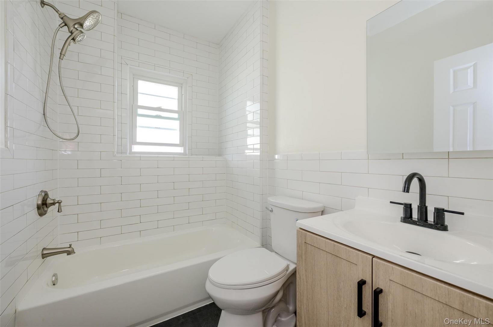 #6 photo, 18 Watkins Street, Lynbrook , NY 11563
