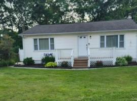 54 Hackensack Road 东长岛 Mastic Beach, NY