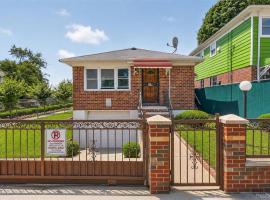 2366 95TH Street 艾姆赫斯特 East Elmhurst, NY