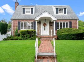 466 Croyden Road 花园城 Garden City South, NY