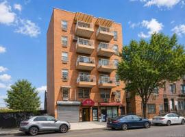41-35 67th Street #5C 木边 Woodside, NY