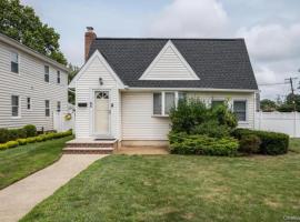 23 Rosebud Avenue 长岛 Merrick, NY