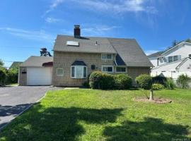14 Cinder Lane 长岛 Hicksville, NY