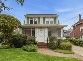 185 Crocus Avenue 花卉园 Floral Park, NY
