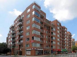 6314 Queens Boulevard #3E 木边 Woodside, NY
