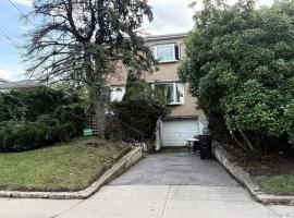105-20 Ditmars Boulevard 艾姆赫斯特 East Elmhurst, NY