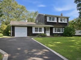 9 Mill Pond Lane 东长岛 East Moriches, NY