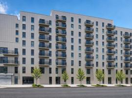 7040 45 Avenue #6D 木边 Woodside, NY
