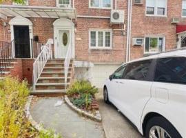 69-22 198th Street 新鲜草原 Fresh Meadows, NY