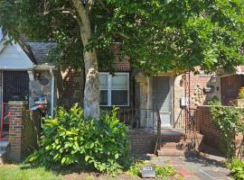 8121 77th Avenue 皇后区 Glendale, NY