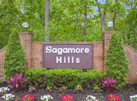 221 Sagamore Hills Drive #221 东长岛 Port Jefferson Station, NY