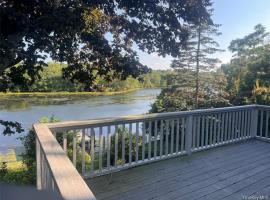 1375 West Main Street 东长岛 Riverhead, NY