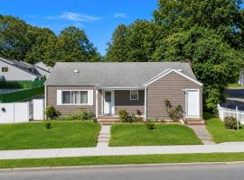 666 Rosevale Avenue 东长岛 Lake Ronkonkoma, NY