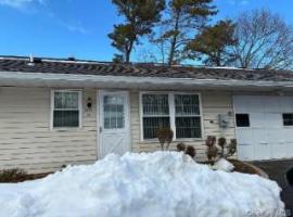 353 Woodbridge Drive #D 东长岛 Ridge, NY