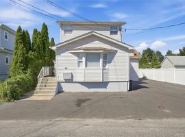 27 Willoughby Place #1 西艾斯利普 West Islip, NY
