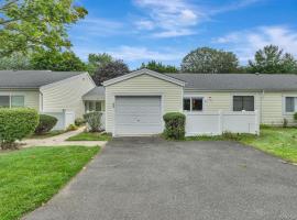 403 Cabot Court 圣占士 Saint James, NY