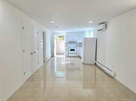 42 Carlton Avenue 东长岛 Mastic, NY