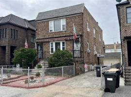 2311 East 5th Street 房源照片 1