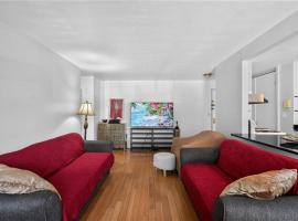 240 Cozine Avenue #1E 房源照片 1