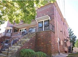 1278 East 70th Street 房源照片 1