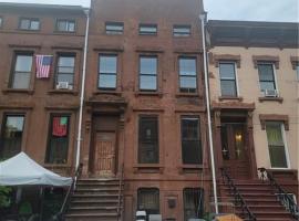 211 Van Buren Street 房源照片 1