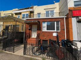 1891 West 8th Street 房源照片 1