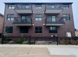 8315 13th Avenue #3D 房源照片 1
