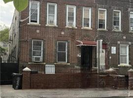 652 Watkins Street 房源照片 1