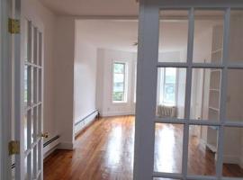 272 East 34th Street 房源照片 1
