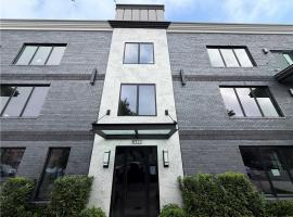 8322 24th Avenue #2A 房源照片 1