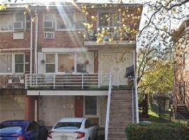 1250 East 69th Street 房源照片 1