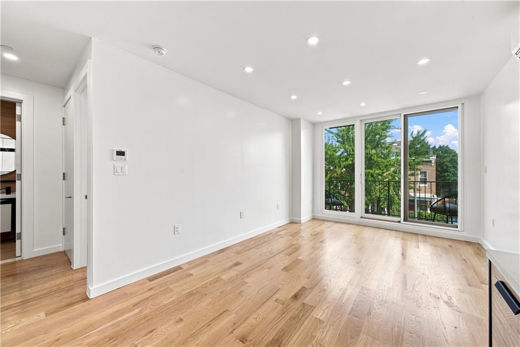 #2 photo, 406 Fenimore Street, 布鲁克林 Lefferts Garden , NY 11225