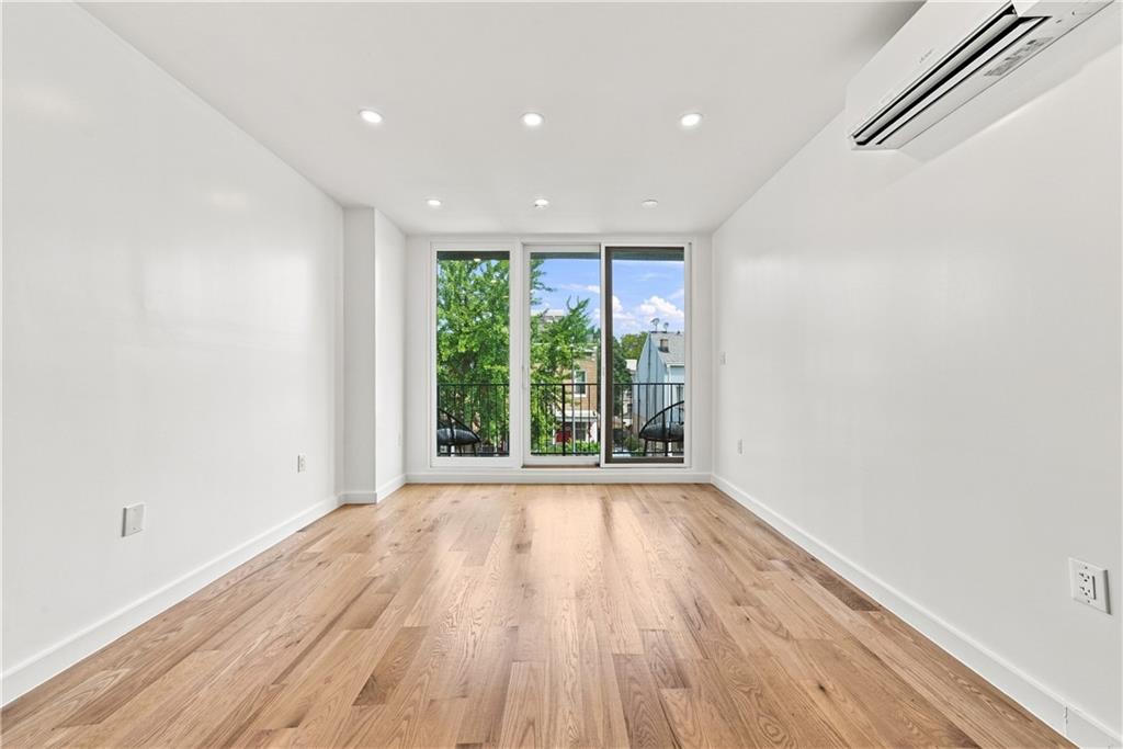 #3 photo, 406 Fenimore Street, 布鲁克林 Lefferts Garden , NY 11225