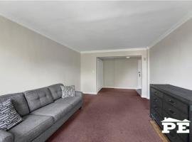 2190 Brigham Street #5H 房源照片 1