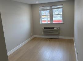 320 Post Avenue #3J 房源照片 1