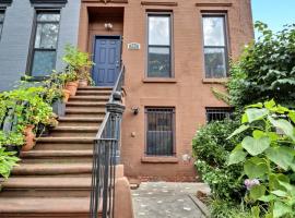 962 Gates Avenue 房源照片 1