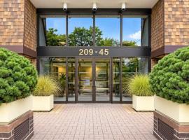 209-45 26th Avenue #3F 房源照片 1