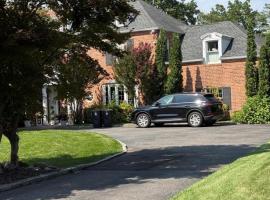 14 Birchwood Lane 大颈 Great Neck, NY