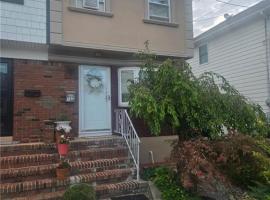 135 Reid Avenue 房源照片 1