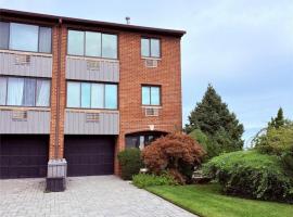 15419 Riverside Drive #24B 房源照片 1