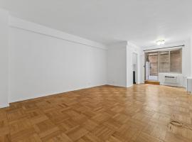 225 E 46TH Street #1H 房源照片 1