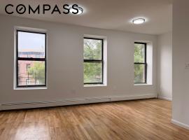846 Greene Avenue #2 房源照片 1
