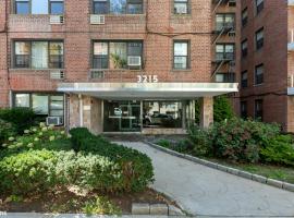 3215 ARLINGTON Avenue #2A 房源照片 1