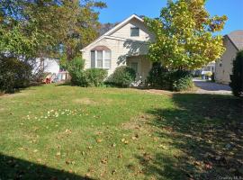 8 Woodburn Street 东长岛 Patchogue, NY