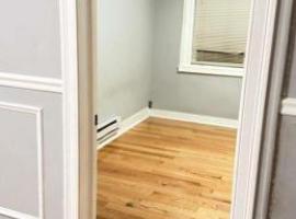 296 N Main Street 房源照片 1