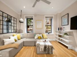 205 E 10TH Street #1B 房源照片 1
