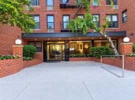 1855 East 12th Street 房源照片 1